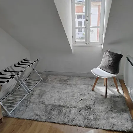 200 M - Rue Pietonne A 300 M - Jardin * Berck