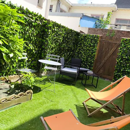 200 M - Rue Pietonne A 300 M - Jardin Apartment